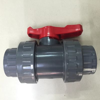 Hitam Merah DN20 UPVC Double Union Ball Valve
