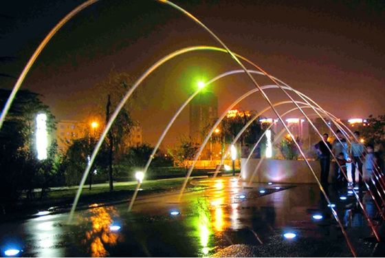Laminar Berwarna-warni 1m Water Dancing Jumping Fountain Jets